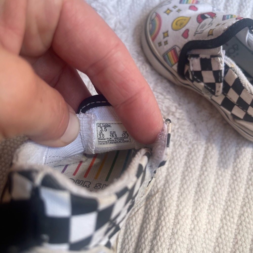 Vans Kids Smiley Rainbow Slip-On Sneakers - Picture 3 of 3